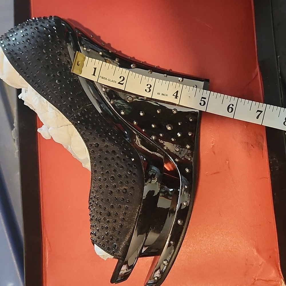 Wedges - Picture 10 of 16